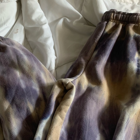 Urban planet purple tie dye sweat pants. - Picture 1 of 2